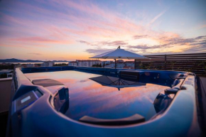 5-star Luxury Penthouse Hedera